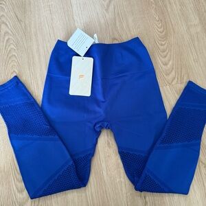 NWT Fabletics Mosaic High-Waisted 7/8 length